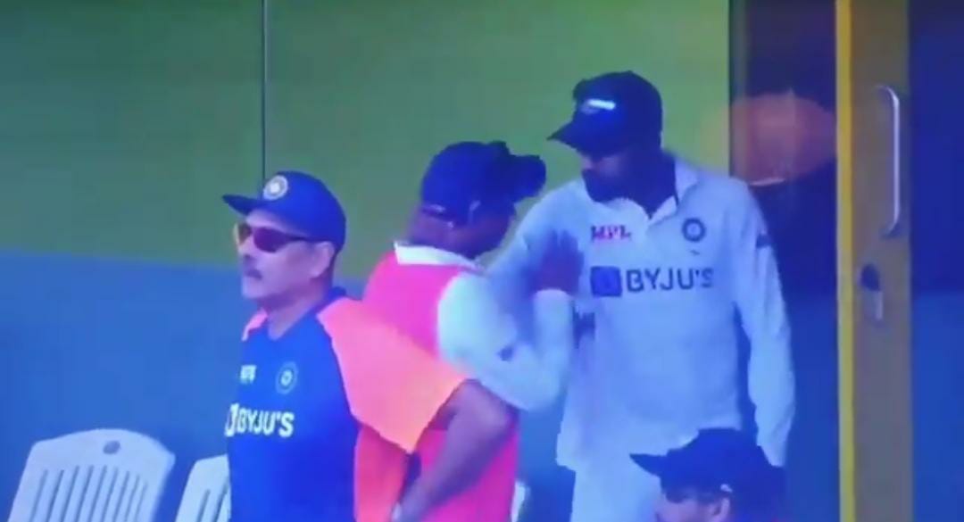 Watch: Mohammed Siraj and Kuldeep Yadav have a light-hearted exchange in dressing room