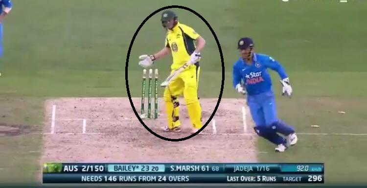 Watch: MS Dhoni shocks George Bailey with a breakneck stumping